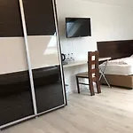 A&c