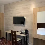 A&c