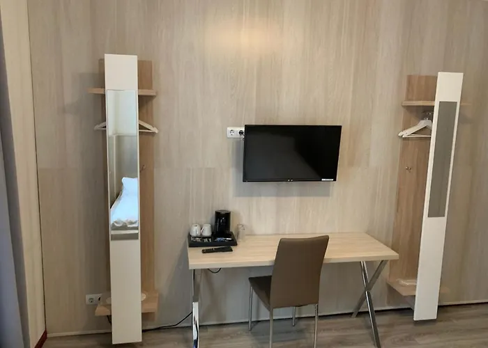 A&c מלון הנובר